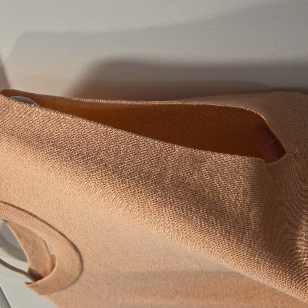 Molly Bracken Premium Knit Top in Peach NWOT - Picture 4 of 10